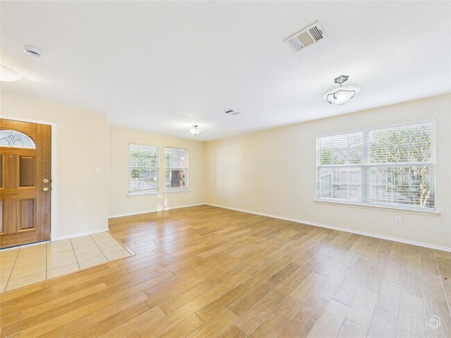 Foto del edificio - 19708 San Chisolm Dr