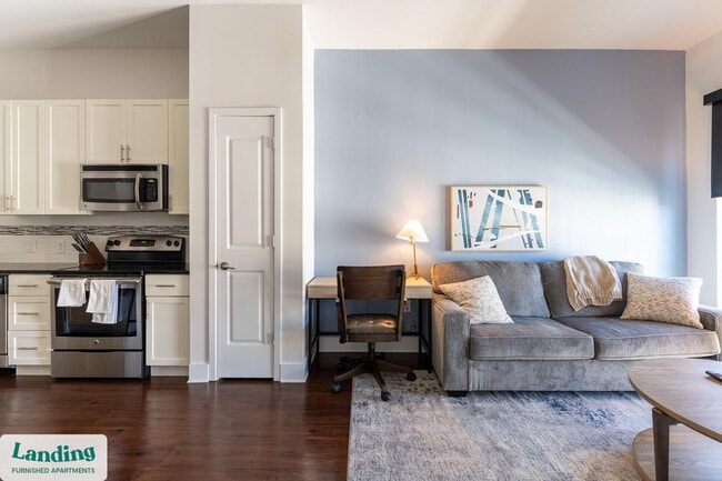 Building Photo - 480 N Orange Ave