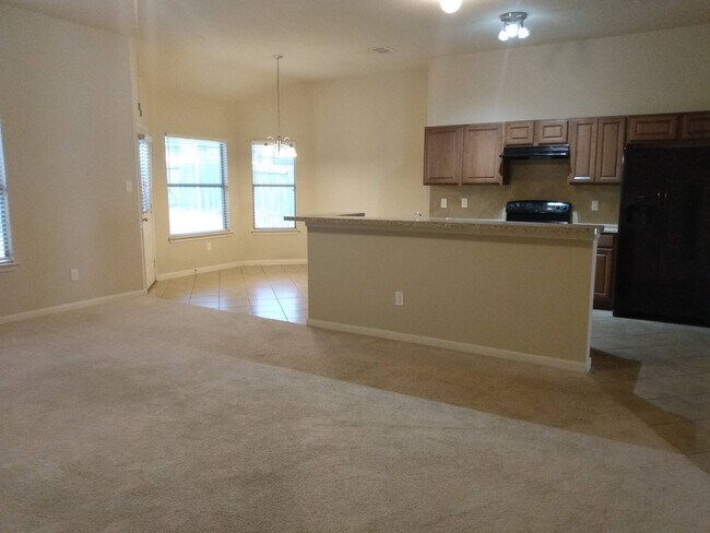 Building Photo - 4007 Shervin Way