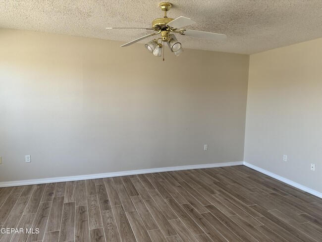 Building Photo - 6228 Antelope Ct