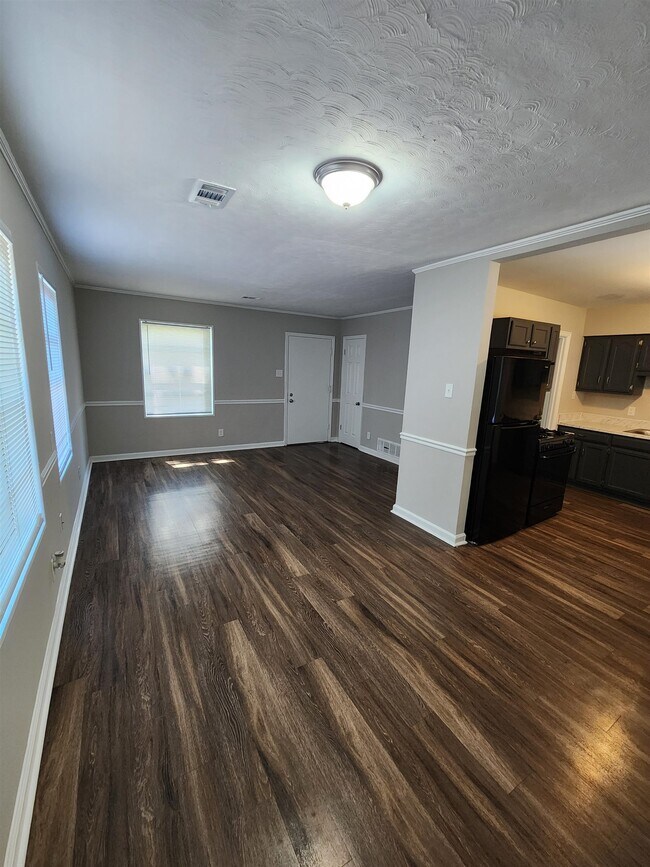 Building Photo - 4812 Owen Rd