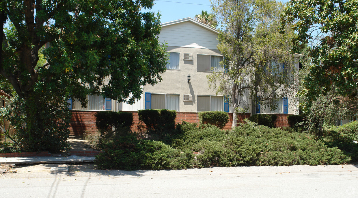 Building Photo - Sierra Madre Garden Apartments
