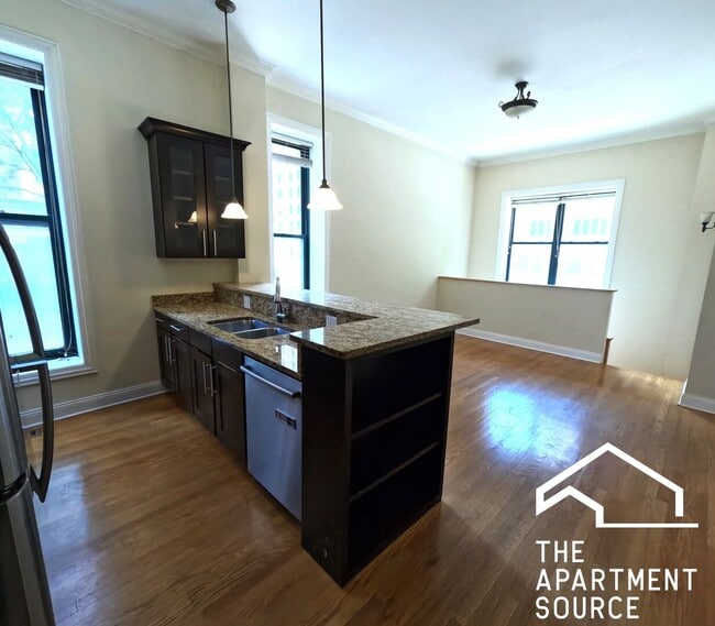 Photo - 851 N La Salle Dr Apartment