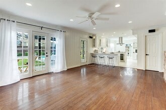 Building Photo - 4135 Breakwood Dr