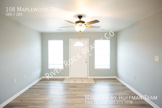 Foto del edificio - 108 Maplewood Drive - LEASE PENDING