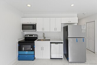 Building Photo - 4498 SW Port St Lucie Blvd