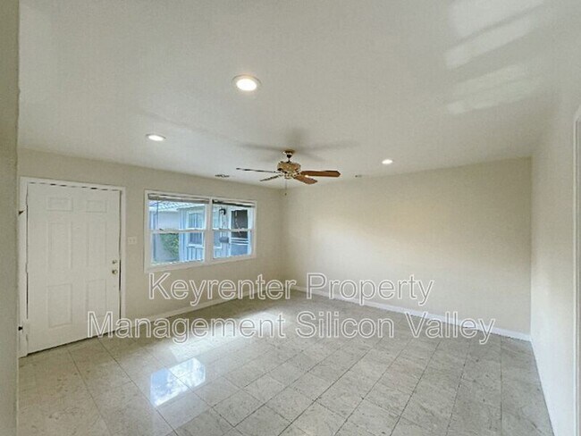 Foto del edificio - 1814 Woodside Rd