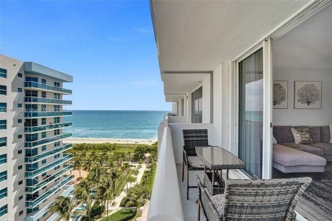 Foto del edificio - 9195 Collins Ave
