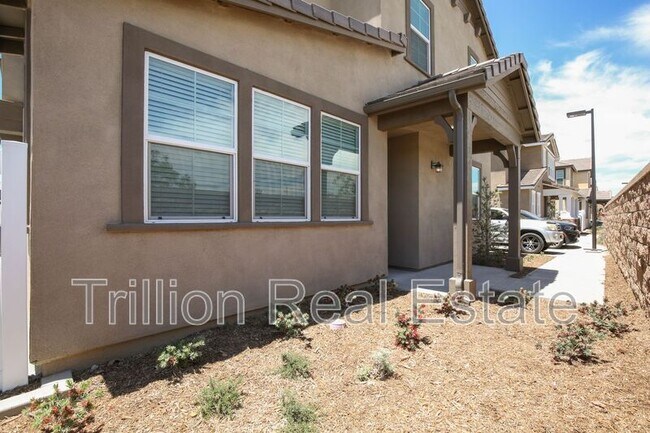 Building Photo - 28121 Ashtree St
