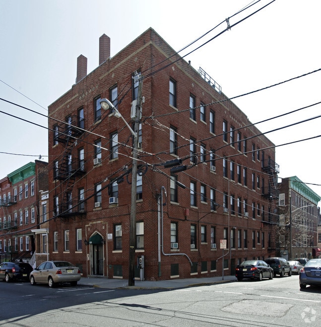 Building Photo - 525 60th Street Apartments