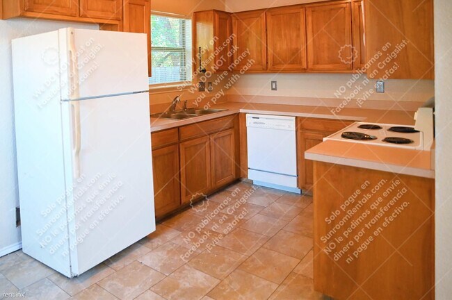 Foto del edificio - 3 br, 2 bath Duplex - 141 Stewart Bend Ct B B