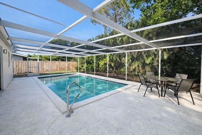Photo - 3975 Porpoise Dr SE House