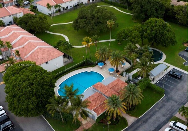 Foto del edificio - 5042 NW 114th Ct