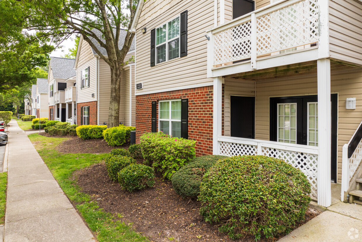 Foto principal - Eastwyck Village Apartments