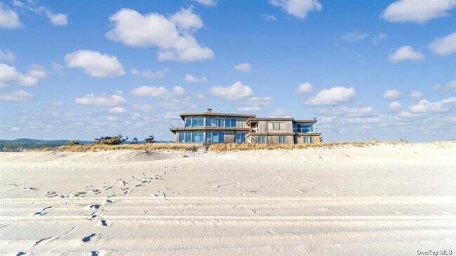 Building Photo - 222 Dune Rd
