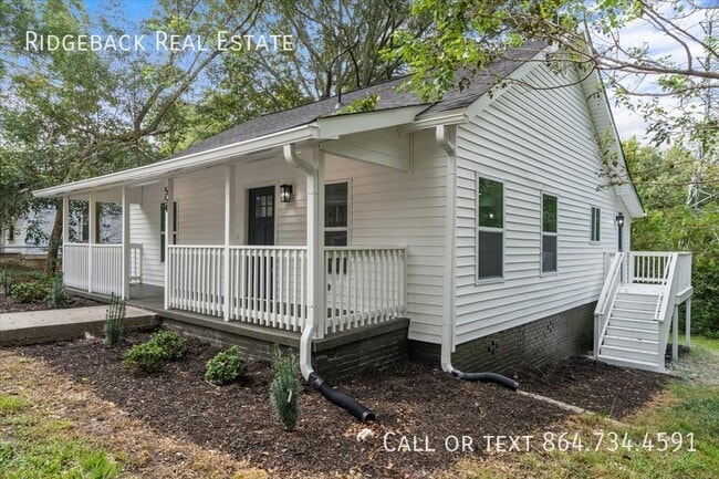 Building Photo - Beautifully Renovated 2-Bedroom, 2-Bathroo...