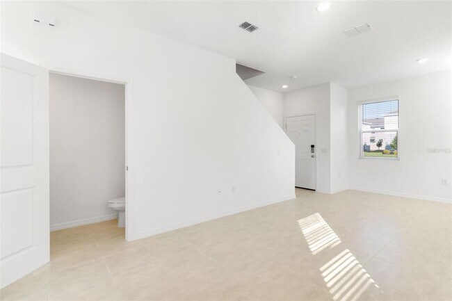 Foto del edificio - 2987 Skyline Lp