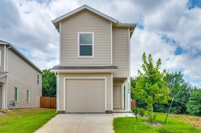 Building Photo - 12104 Steeplechase Dr
