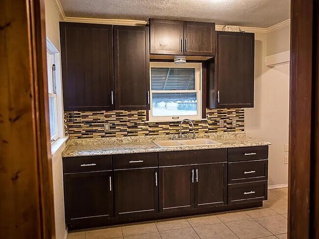 Foto del edificio - 715-723 W Cannon St