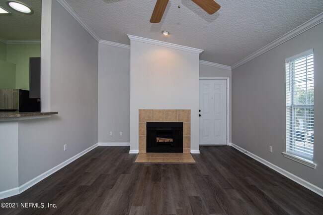 Building Photo - 65 Jardin De Mer Pl
