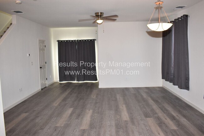 Building Photo - 4 br, 2.5 bath House - 6762 Mangosteen Ln