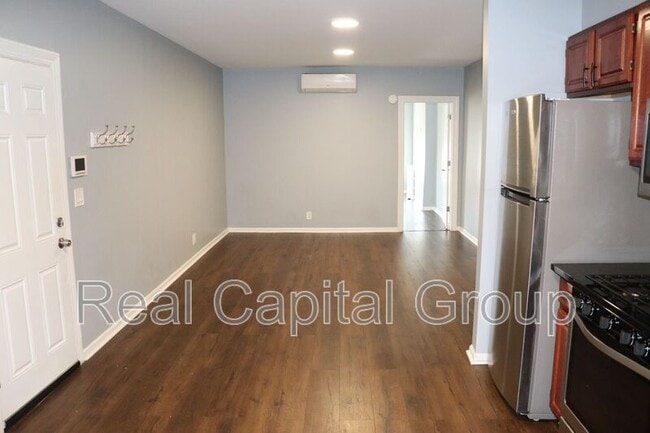 Building Photo - 285 Washington Ave