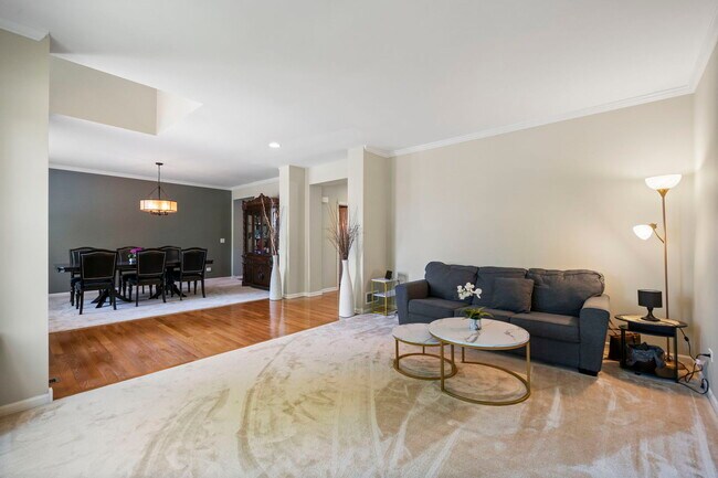 Foto del edificio - 26525 Rustling Birch Way