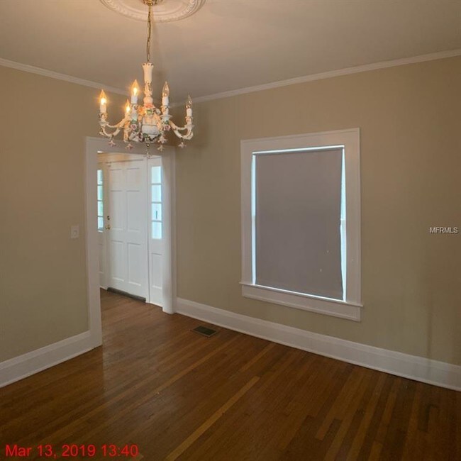 Building Photo - 1427 Baltimore Ave