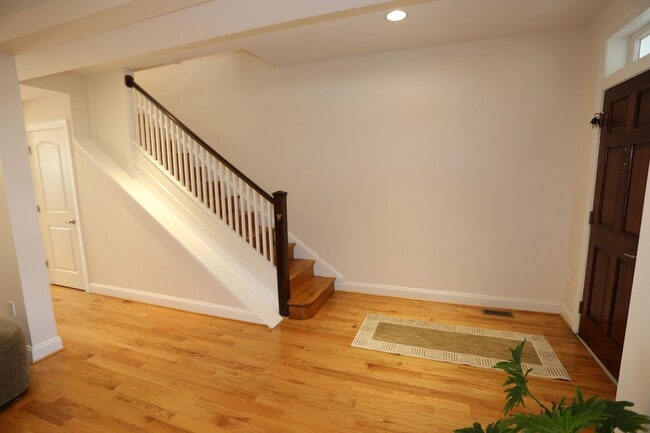 Foto del edificio - 237 16th St SE