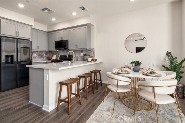 Building Photo - 1381 CHERVIL Way