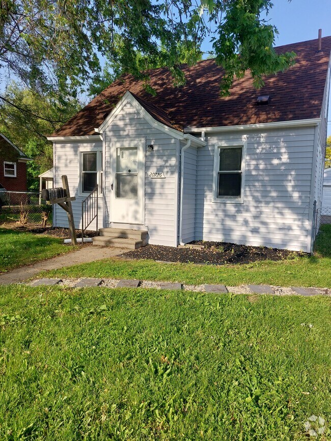 Investment Park Apartments under 800 Warren, MI 1 Rentals