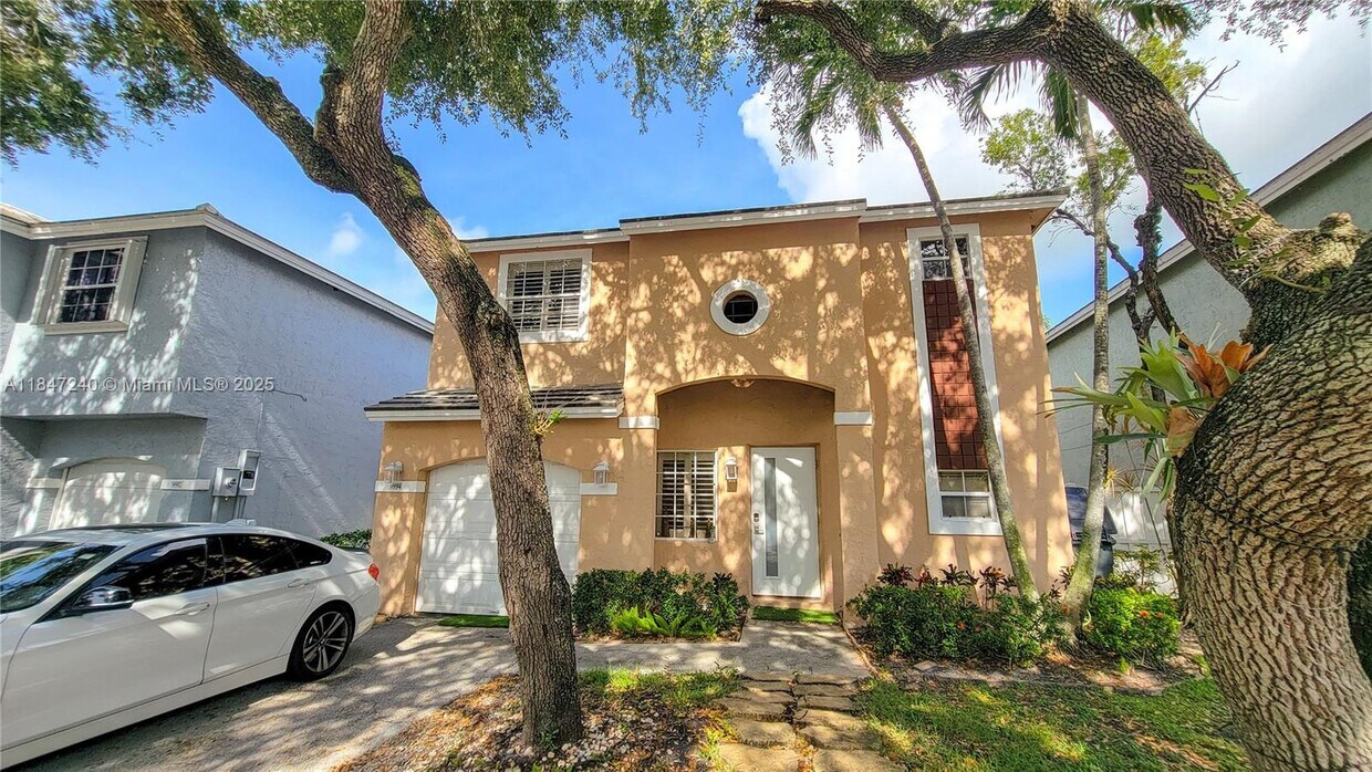 Primary Photo - 9894 NW 2nd Ct