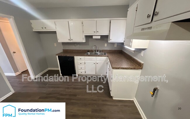 Foto del edificio - 4633 Huckleberry Cove