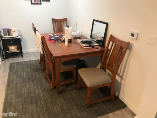 Foto del edificio - 9220 Wilde Ln