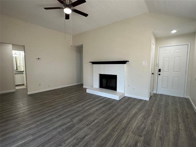 Building Photo - 551 Stonewall Way
