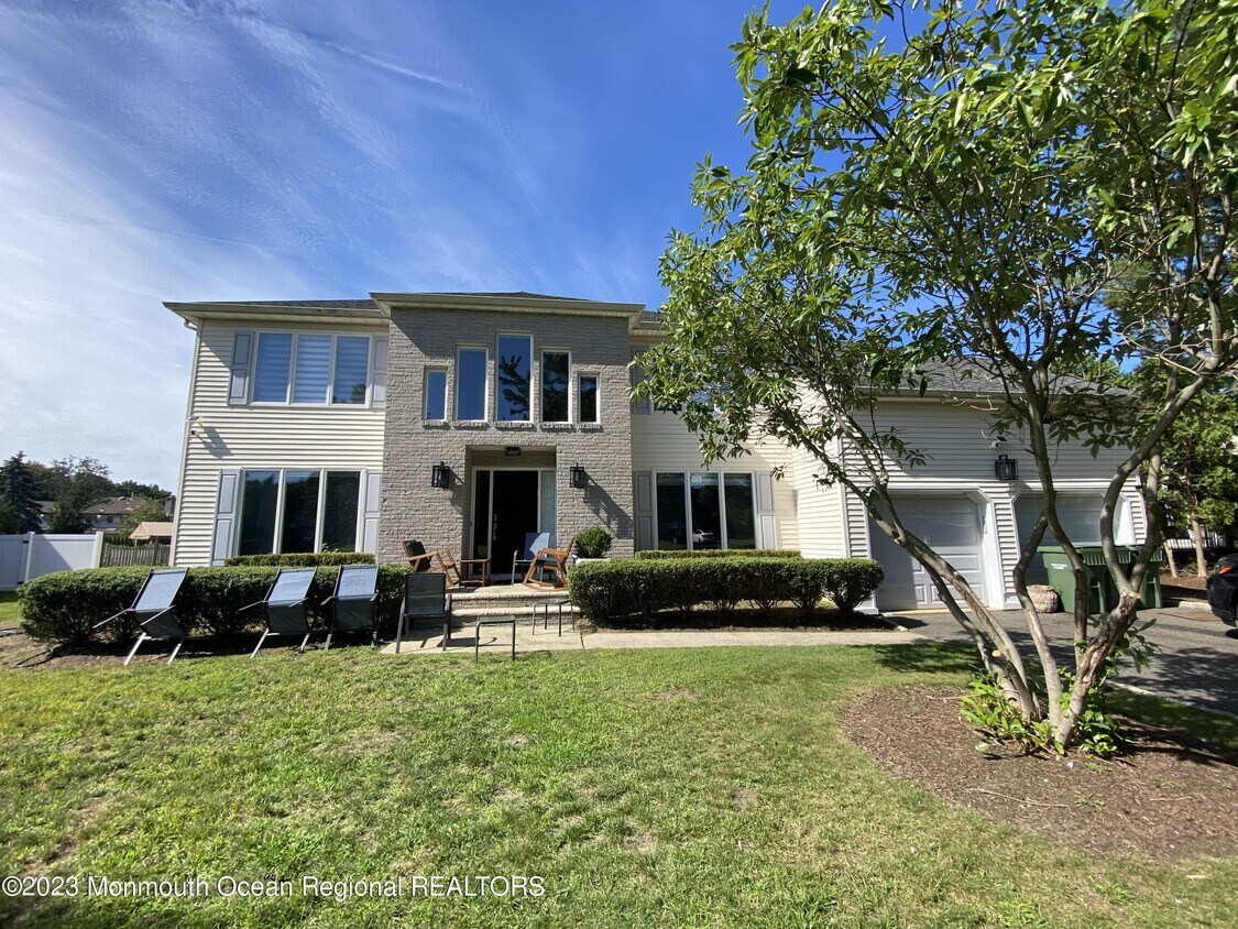 24 Valley Rd, Eatontown, NJ 07724 House Rental in Eatontown, NJ