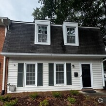 Building Photo - 3995 Valley Ct