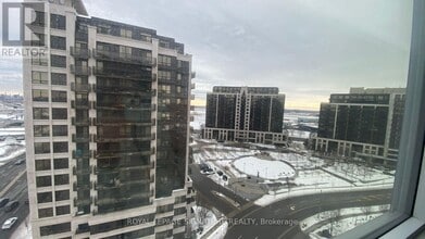 Building Photo - 10 De Boers Dr