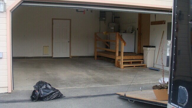 Building Photo - 895 S Pinnacle Mountain Dr