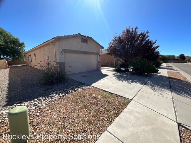 Foto del edificio - 3 br, 2 bath House - 6832 Lava Rock Dr. NW