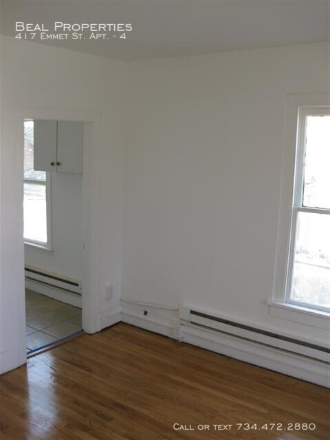 Foto del edificio - 417 Emmet St