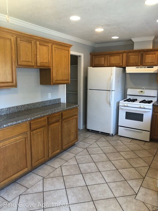 Foto principal - 16277 Ashland Ave