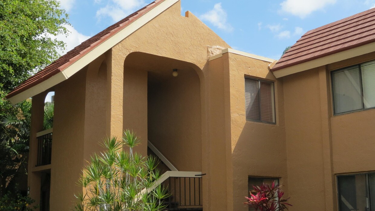 11196 Green Lake Dr Unit 203, Boynton Beach, FL 33437 Condo for Rent