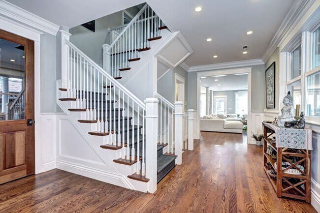 Foto del edificio - Beautiful Luxury Home Available in Boulder