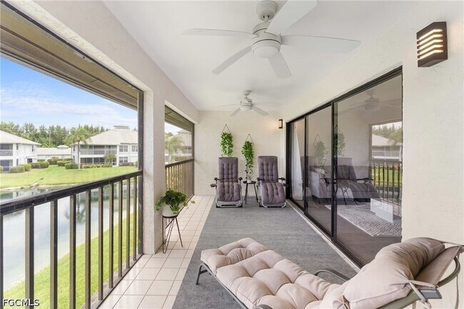 Foto del edificio - 700 Misty Pines Cir