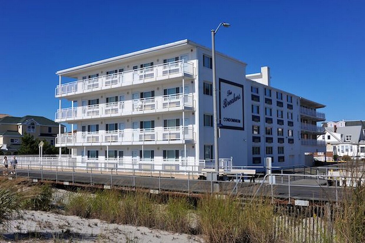 5400 Boardwalk Unit 304, Ventnor City, NJ 08406 Condo for Rent in