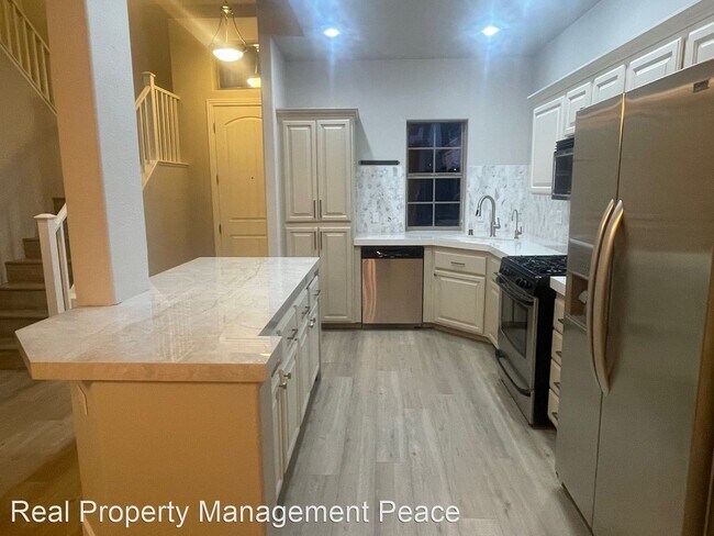 Foto del edificio - 3 br, 3 bath House - 106 Duxford Ave