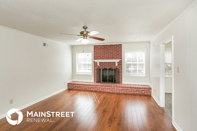 Building Photo - 6041 Syon Cove