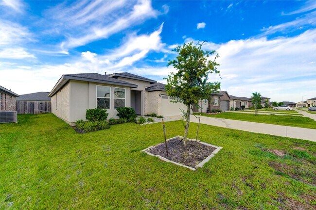 Building Photo - 29430 Travis Trace
