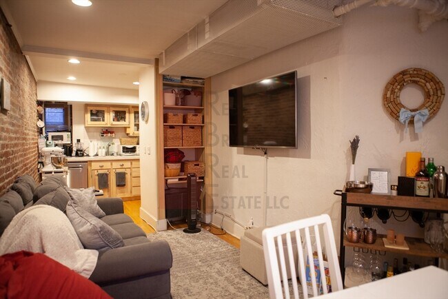Foto del edificio - 76 Phillips St